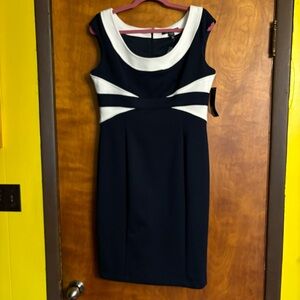 Elegant Navy and White Midi Dress